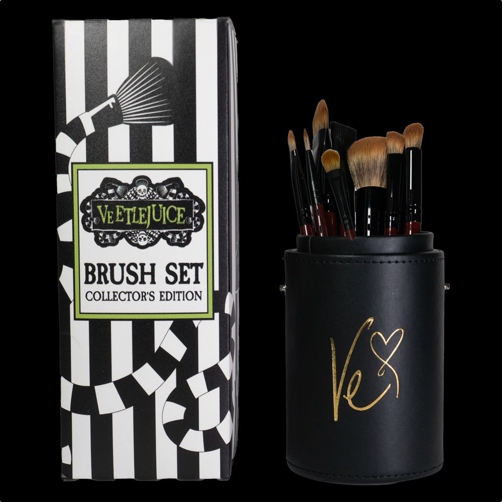 Veetlejuice Collector's Box Brush Set